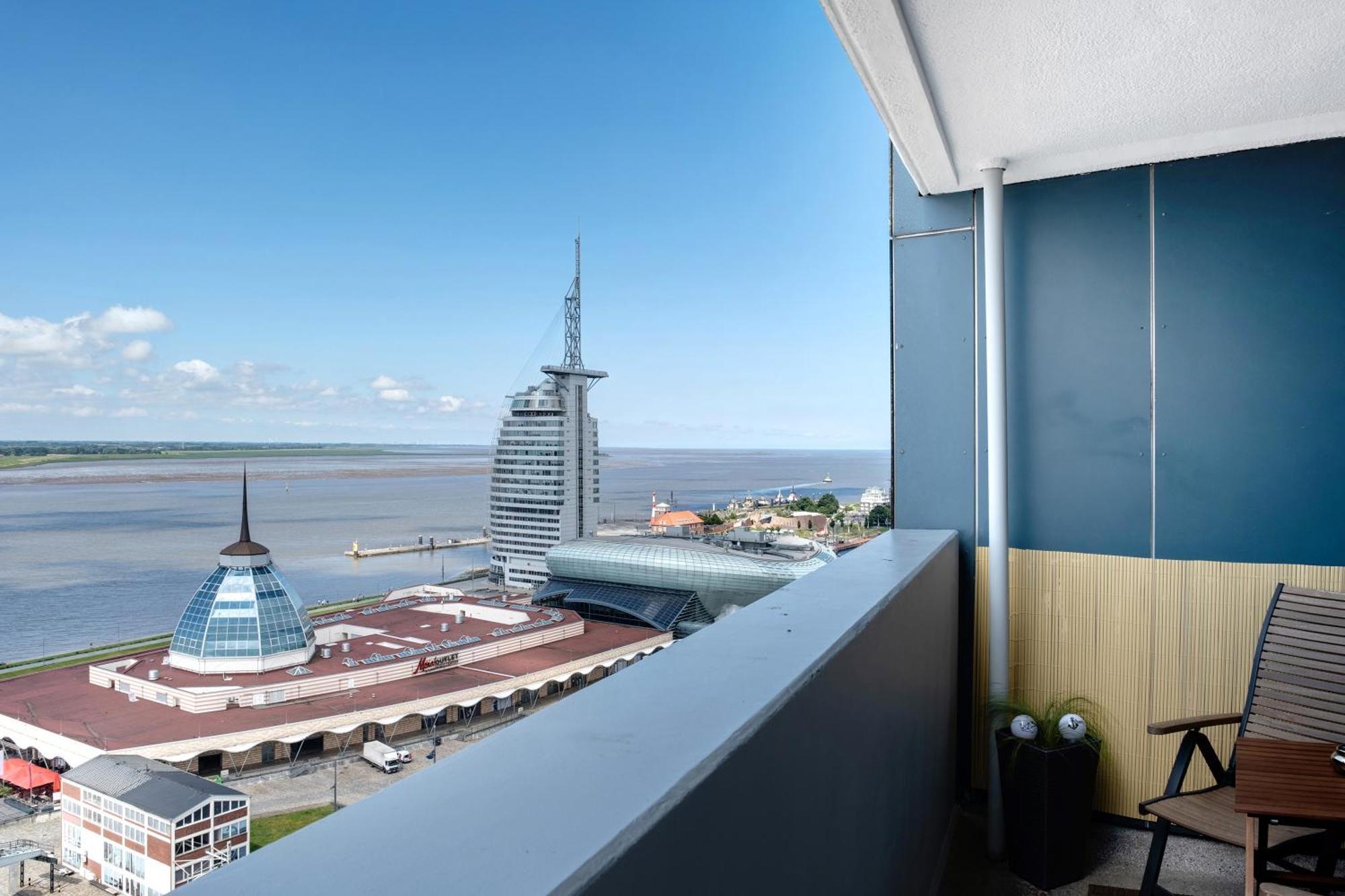 Ferienwohnung Clara เบรเมอร์ฮาเฟิน ภายนอก รูปภาพ
