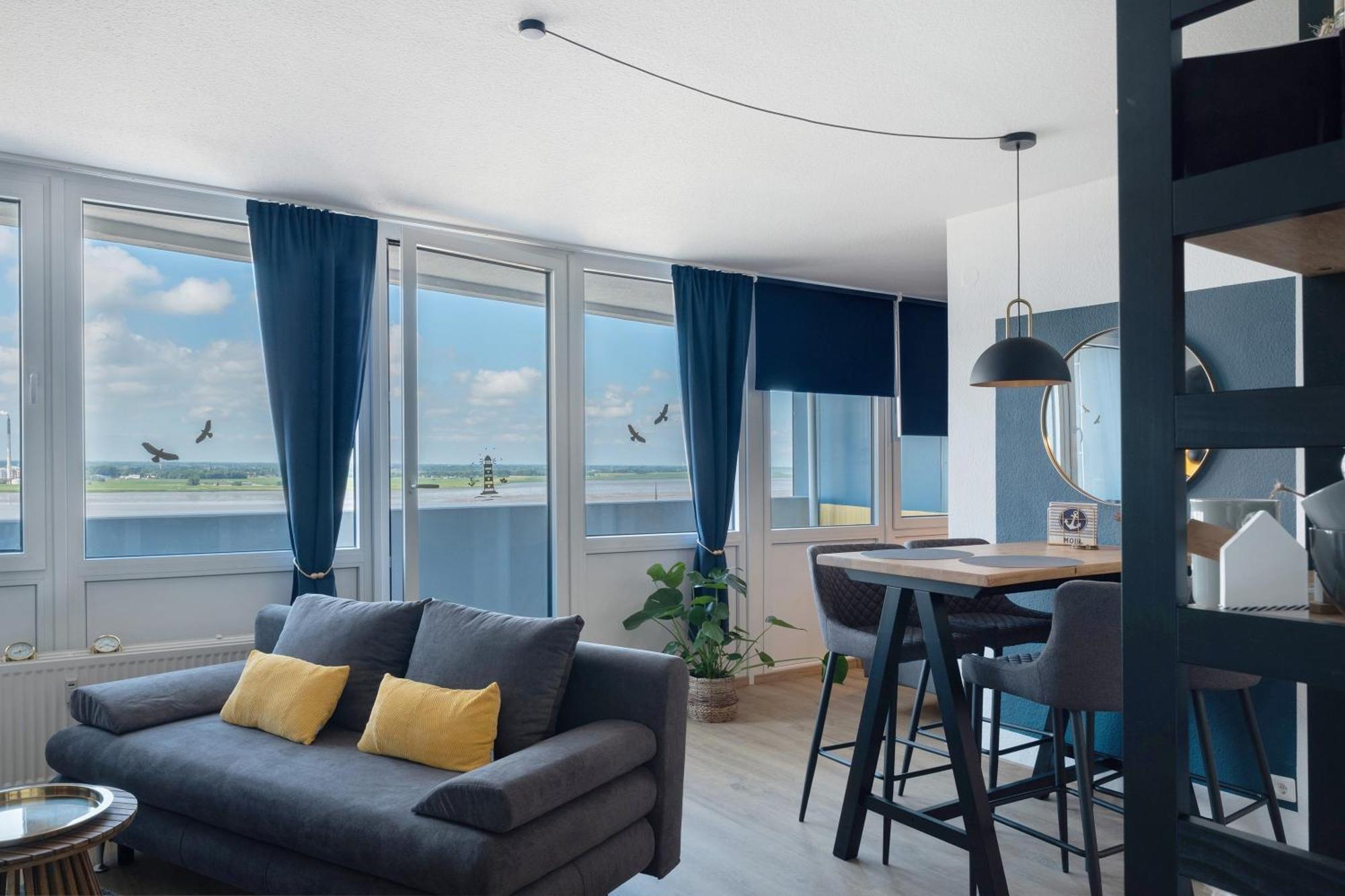 Ferienwohnung Clara เบรเมอร์ฮาเฟิน ภายนอก รูปภาพ